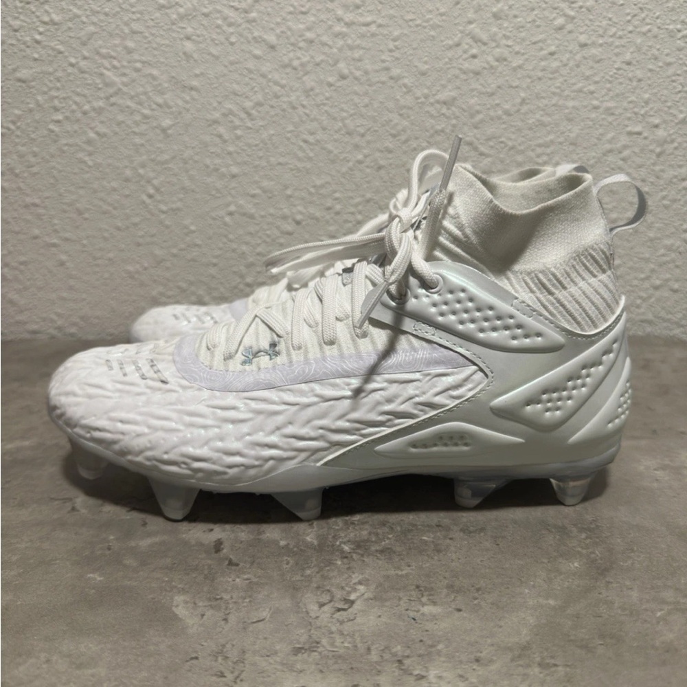 Men’s Under Armour Yard Mid MT TPU Baseball Cleats Size 7.5 3027836-100
